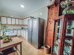 Cd-1926 Three Bedroom Apartment In Nerja