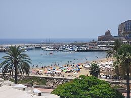 Comfortable Duplex Apartment Near the Beach
