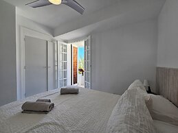 Comfortable Duplex Apartment Near the Beach