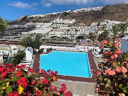 Comfortable Duplex Apartment Near the Beach