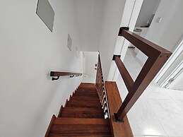 Comfortable Duplex Apartment Near the Beach