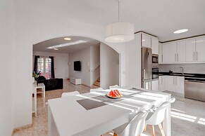 Nice House Nina With Jacuzzi