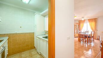 Cd-1941 Two Bedroom Apartment With Patio