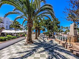 Cd-1941 Two Bedroom Apartment With Patio