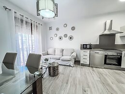 Cd-1382 Two Bedroom Apartment With Terrace