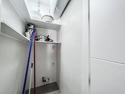 Cd-1382 Two Bedroom Apartment With Terrace