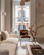 Exclusive Apartment Nestled in the Vibrant Neighborhood of Neptuno