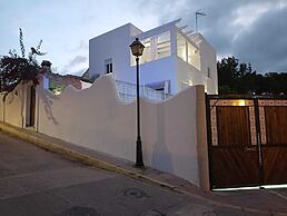 Alhamar House With Private Pool