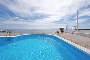 Costa Isora 1 Frontline