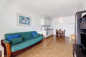 Costa Isora 1 Frontline