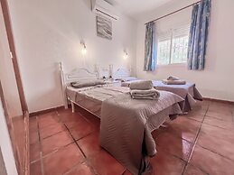 Cd-1383 Three Bedroom Villa With Pool