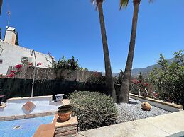 Cd-1383 Three Bedroom Villa With Pool