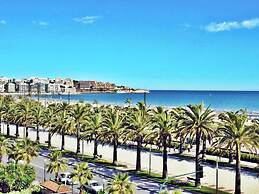 Stunning two Bedroom Apartment in Salou