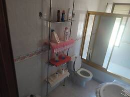 Room in Chalet - Private Double Room Toledo