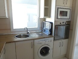 Beautiful 2 Bedroom, 2 Bathroom Apartment