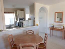 Beautiful 2 Bedroom, 2 Bathroom Apartment