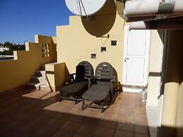 Beautiful 2 Bedroom, 2 Bathroom Apartment