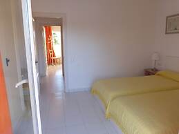 Beautiful 2 Bedroom, 2 Bathroom Apartment