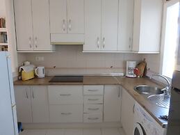 Beautiful 2 Bedroom, 2 Bathroom Apartment