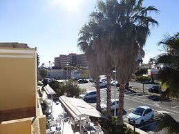 Beautiful 2 Bedroom, 2 Bathroom Apartment