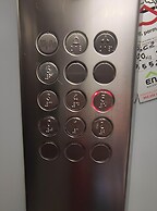 520 · Golden Coast Paradise