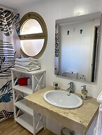 520 · Golden Coast Paradise