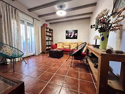 Cd-2102 · Three Bedroom Townhouse