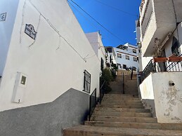 Cd-2102 · Three Bedroom Townhouse