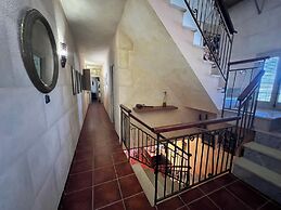 Cd-2102 · Three Bedroom Townhouse