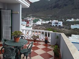Spacious and Cozy Attic to Rest and Enjoy