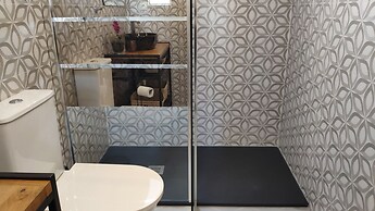 Beautiful 1 Bedroom Apartment