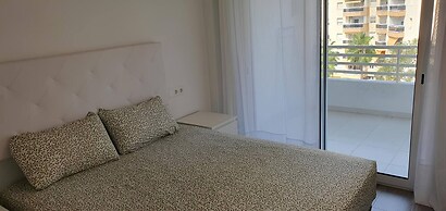 517 · Golden Coast Royal