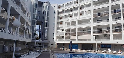 517 · Golden Coast Royal