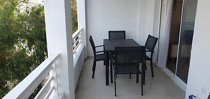 517 · Golden Coast Royal