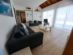Villa Rayo Azul, Heated Pool and Ocean Views