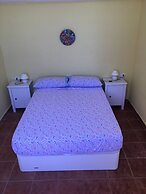 2 Bd Apartment With Stunning View