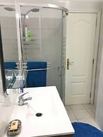 2 Bd Apartment With Stunning View