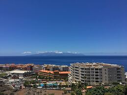 2 Bd Apartment With Stunning View