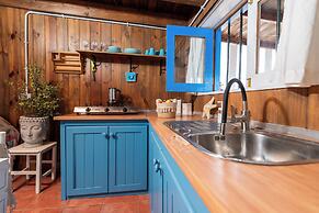 Wooden Cabin Next to the Beach