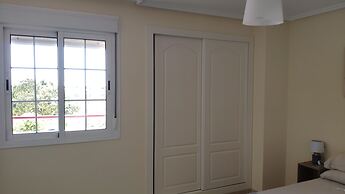 2 Bedroom 2 Bedroom Apartment With Swimming Pool