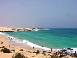 Beach Apt With Fast Wifi