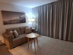 Beach Apt With Fast Wifi