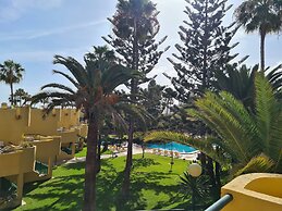 Beach Apt With Fast Wifi