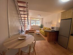 Modern Duplex Apartment Near Swimming Pool