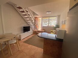 Modern Duplex Apartment Near Swimming Pool
