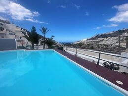 Modern Duplex Apartment Near Swimming Pool