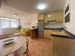 Modern Duplex Apartment Near Swimming Pool