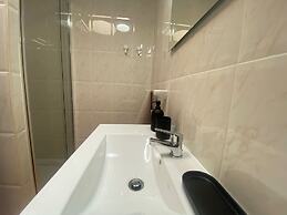 Modern Duplex Apartment Near Swimming Pool