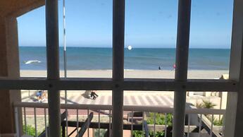 Lovely 2 Bedroom Apartment With Pool