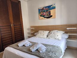 Beach & Pool Av Mancha